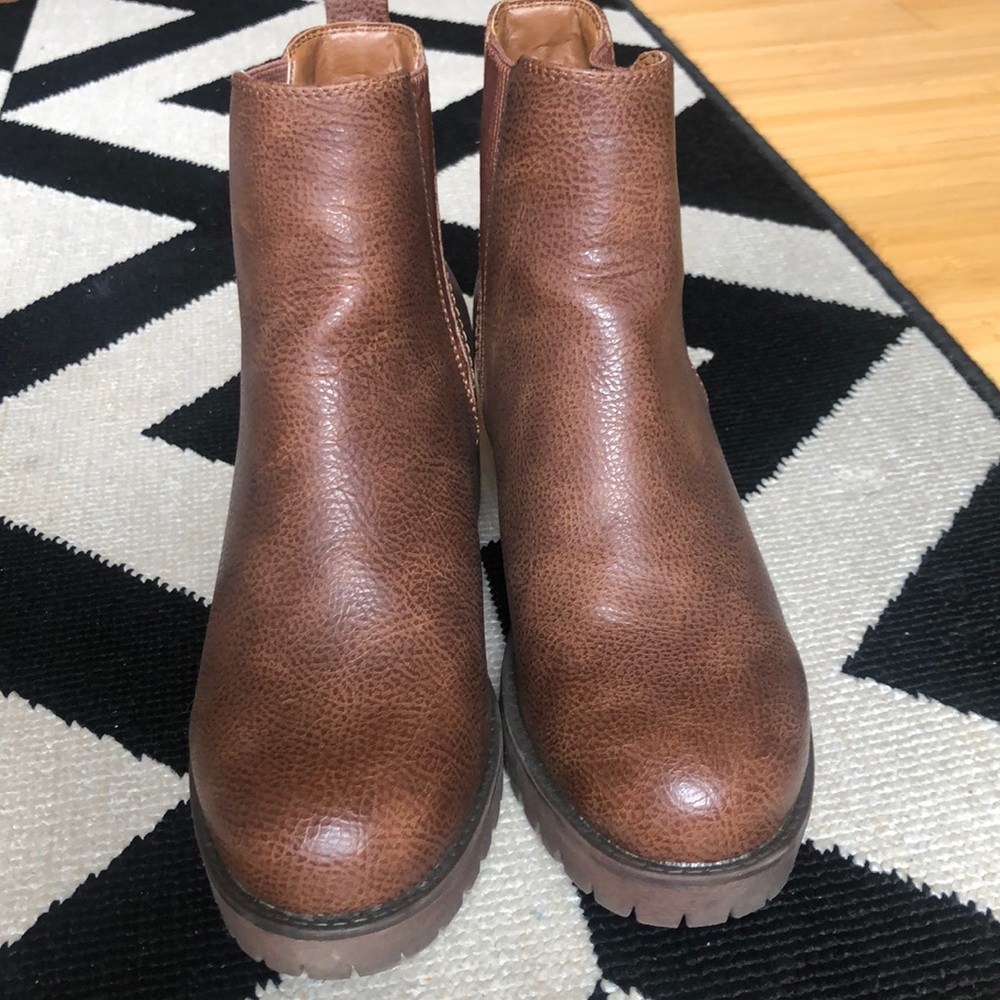 Mia Boots